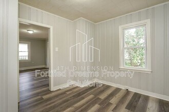2010 Temple St in Winston-Salem, NC - Building Photo - Building Photo