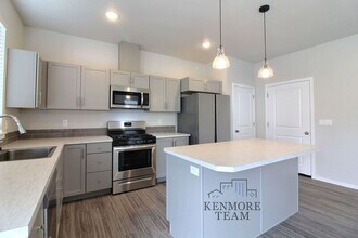 5501 Remington Dr in Pasco, WA - Building Photo - Building Photo