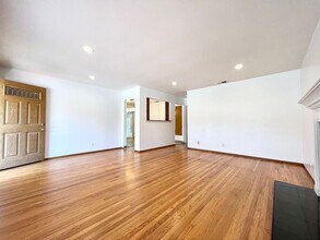 3991 Chilton Ln in San Bruno, CA - Building Photo - Building Photo