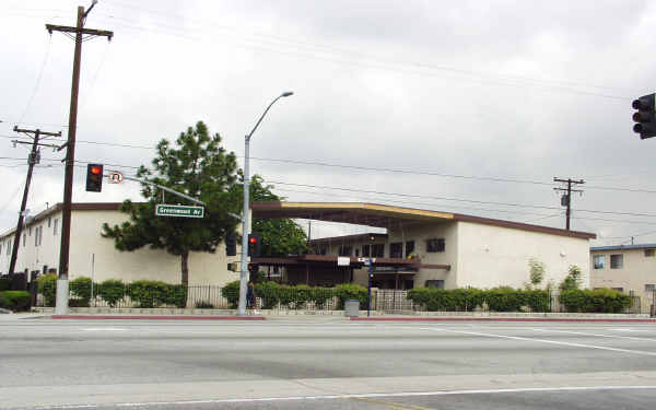 1257 S Greenwood Ave in Montebello, CA - Foto de edificio