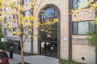 1515 W Morse Ave in Chicago, IL - Building Photo - Building Photo
