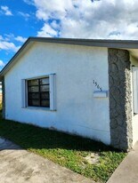 1565 W 36th St in West Palm Beach, FL - Building Photo