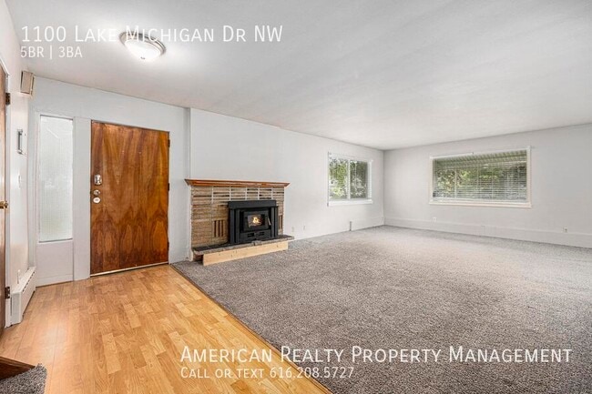 1100 Lake Michigan Dr NW in Grand Rapids, MI - Building Photo - Building Photo