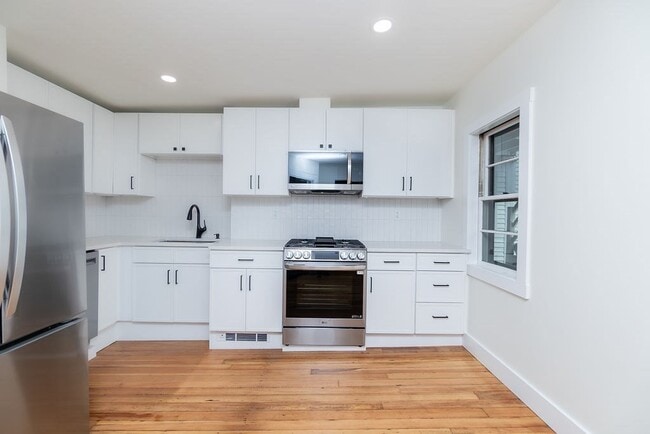 77 Princeton St in Boston, MA - Building Photo - Building Photo