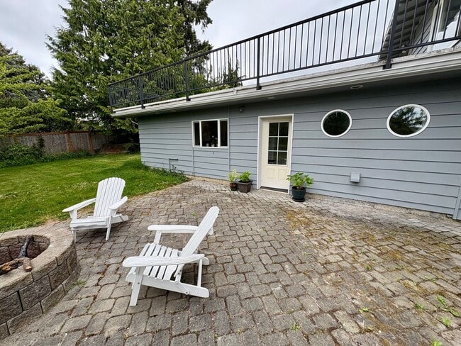 property at 831 Caspers St
