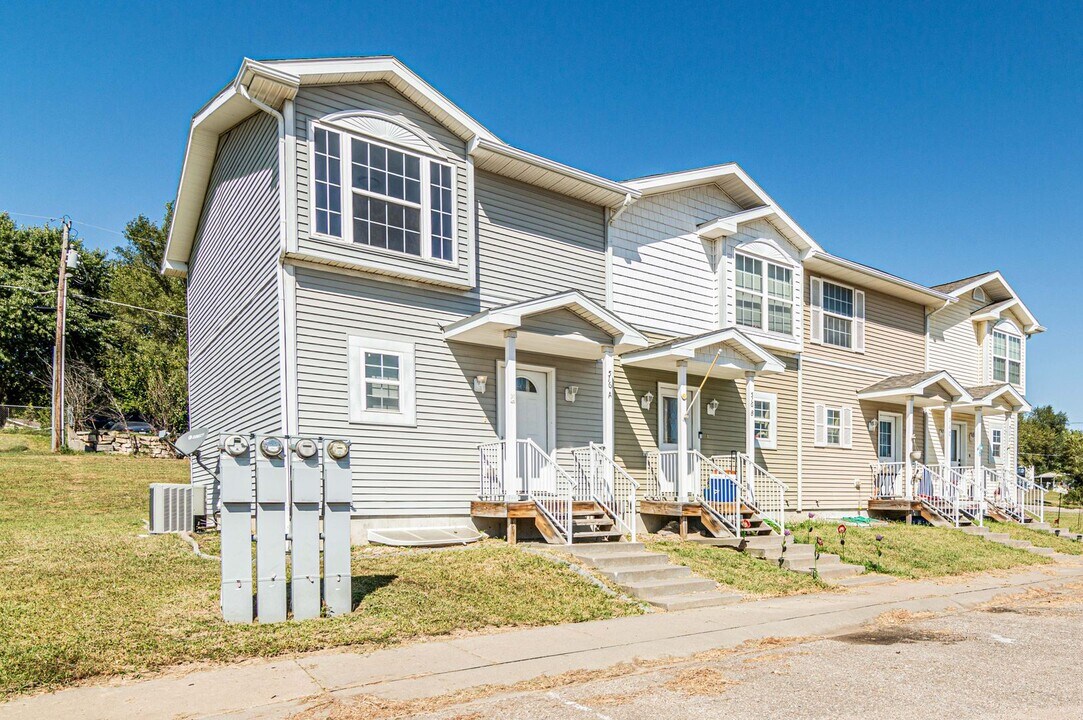 516 Jerry Dr in Junction City, KS - Building Photo