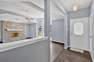 6826 Holiday Ln in Corpus Christi, TX - Building Photo - Building Photo