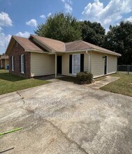 5766 Spanish Oak Dr in Columbus, GA - Building Photo - Building Photo