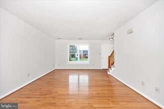 1552 Crest View Ave in Hagerstown, MD - Building Photo - Building Photo