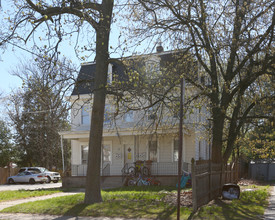 10 E Washington St in Riverside, NJ - Building Photo - Building Photo