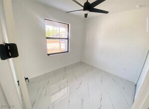 1005 W 12th St in Lehigh Acres, FL - Building Photo - Building Photo