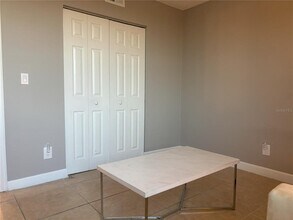 2755 Coconut Bay Ln in Sarasota, FL - Building Photo - Building Photo