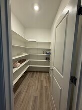 3921 Mirecourt Cir in Rancho Cordova, CA - Foto de edificio - Building Photo