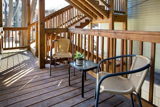 795 E 3rd St in Boston, MA - Foto de edificio - Building Photo