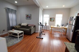 194 Marion St, Unit 1 in Boston, MA - Building Photo - Building Photo