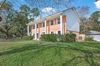 6210 Rippling Hollow Dr in Spring, TX - Building Photo - Building Photo