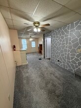 302 N Maple St in Mount Carmel, PA - Foto de edificio - Building Photo