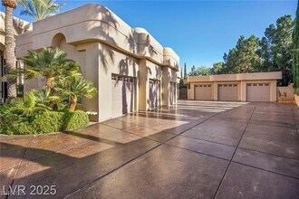 1008 Trophy Hills Dr in Las Vegas, NV - Foto de edificio - Building Photo
