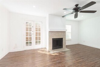 4618 San Jacinto St in Dallas, TX - Building Photo - Building Photo