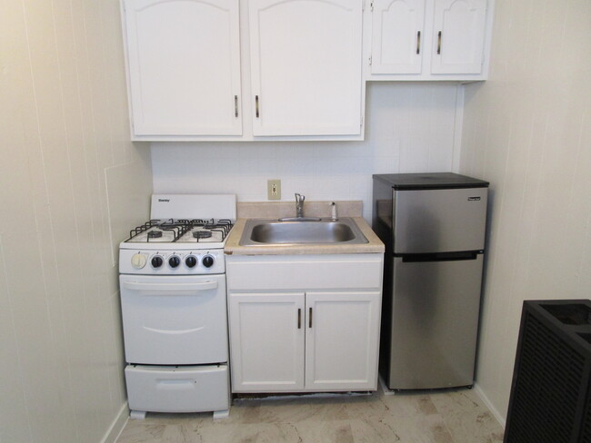 36 Mulberry St, Unit C