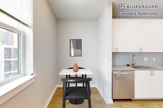 2 E Joppa Rd in Towson, MD - Building Photo - Building Photo