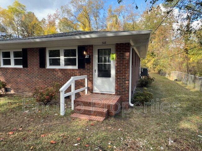 308 Depot St in Fuquay Varina, NC - Building Photo - Building Photo