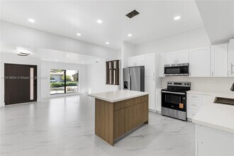 2149 NW 85th Ln in Coral Springs, FL - Building Photo - Building Photo