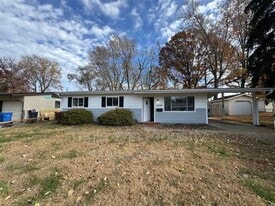 1630 Kay Dr in Florissant, MO - Building Photo