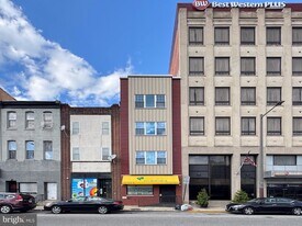 1231 Vine St, Unit 5 in Philadelphia, PA - Building Photo
