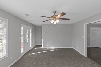 1340 Patterson Rd in Griffin, GA - Building Photo - Building Photo