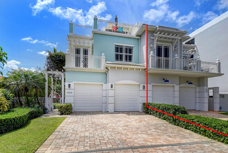 1120 Ocean Terrace in Delray Beach, FL - Foto de edificio - Building Photo