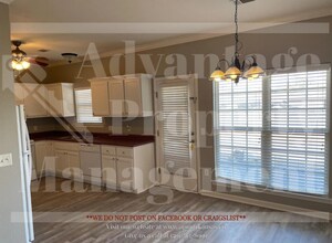 2520 Zoysia Ln in Conway, AR - Foto de edificio - Building Photo