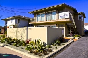 6660 Sabado Tarde Rd in Goleta, CA - Building Photo