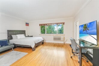 35 Antilla Ave in Coral Gables, FL - Building Photo - Building Photo