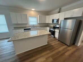 184 Johnson Dr Ext in Athens, GA - Building Photo - Building Photo