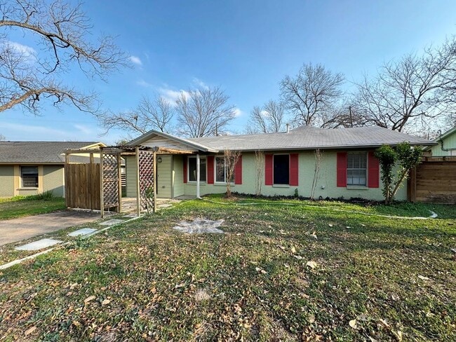 3003 Burning Oak Dr in Austin, TX - Building Photo - Building Photo