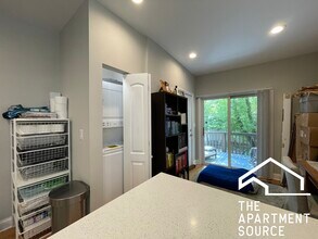 3130 N Kimball Ave in Chicago, IL - Building Photo - Building Photo