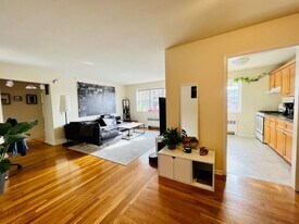 150 Union Ave, Unit C in Rutherford, NJ - Building Photo