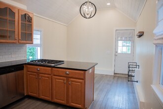 281 Salmon Brook St-Unit -Floor 1 in Granby, CT - Building Photo - Building Photo