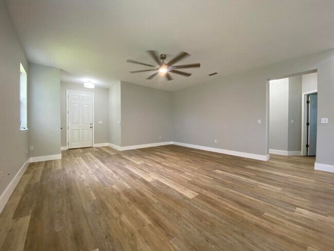 196 Boysenberry Ln in Daytona Beach, FL - Building Photo - Building Photo