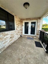 5010 E 1st Ave in Hialeah, FL - Building Photo - Building Photo