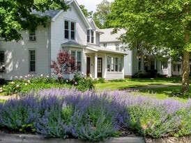 412 W Washington St in Champaign, IL - Building Photo