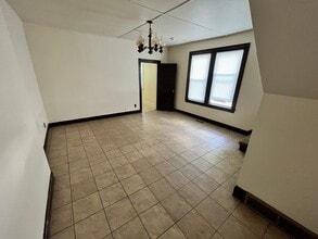 1520 Avenue A St in Eau Claire, WI - Building Photo - Building Photo