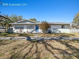 2201 26th St S in St. Petersburg, FL - Building Photo