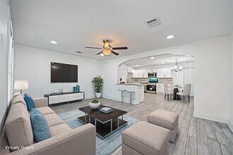 4611 Idaho St in Houston, TX - Foto de edificio - Building Photo