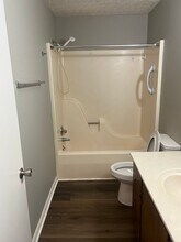 101 John Paul Rd in Russellville, KY - Building Photo - Building Photo