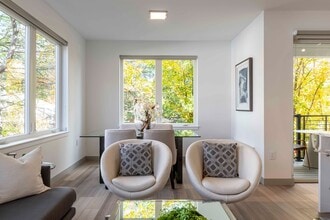 Wilton Center Lofts in Wilton, CT - Foto de edificio - Building Photo