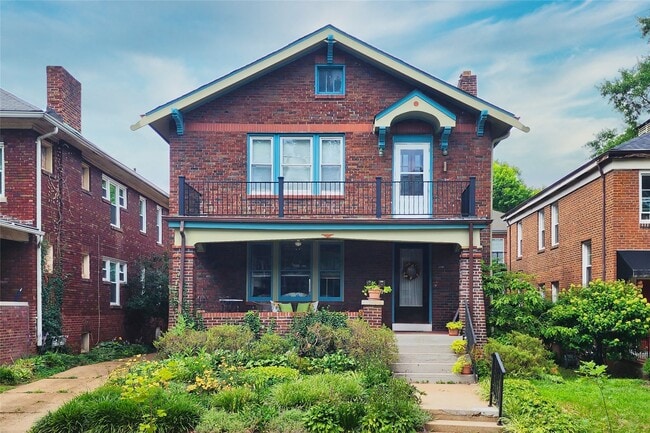 property at 7005 Amherst Ave