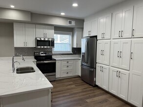 209 Louise Ave in Nashville, TN - Building Photo - Building Photo