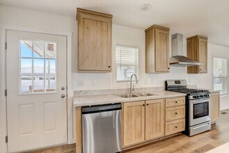 10 Vandalay St in Billings, MT - Building Photo - Building Photo